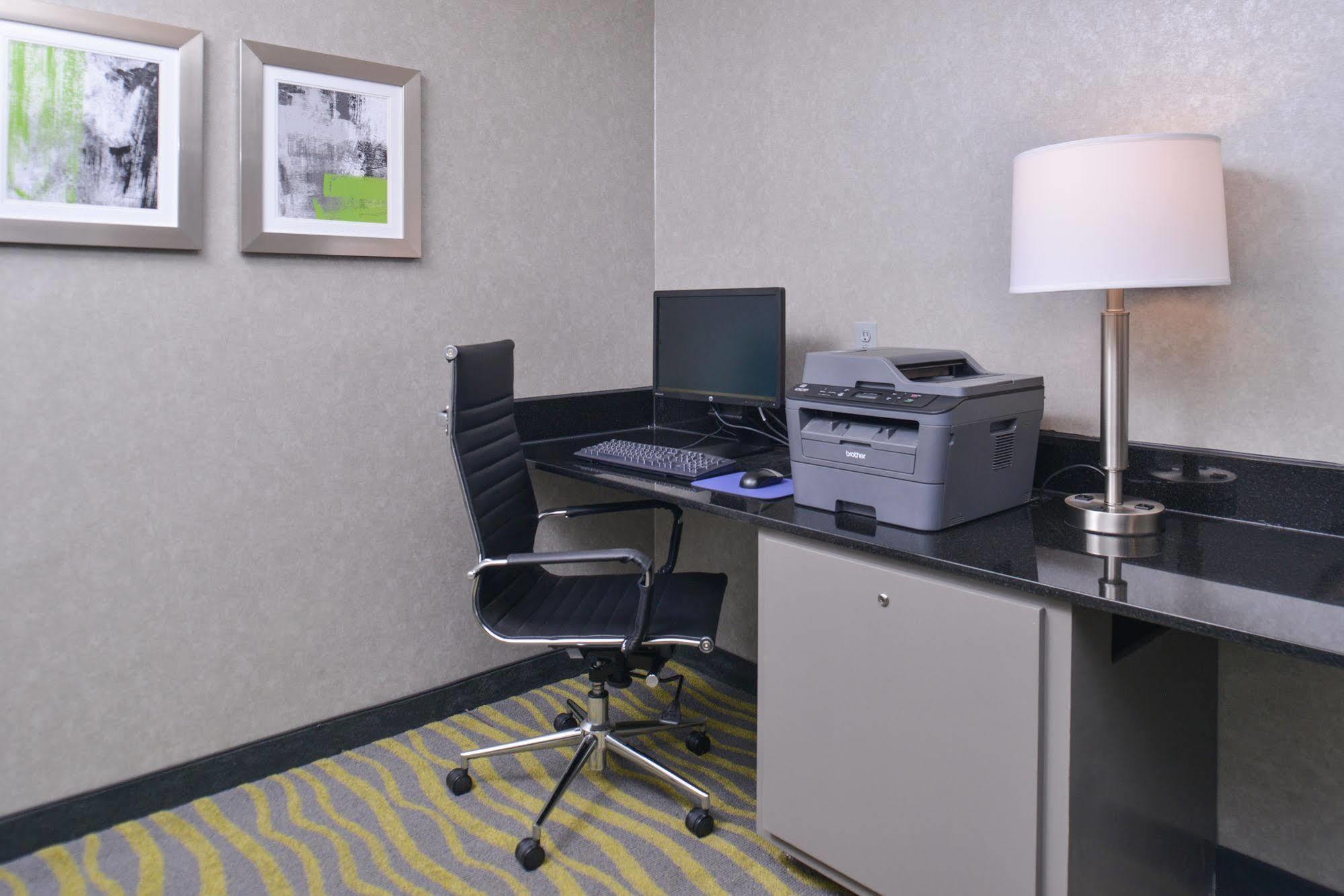 Irving Inn & Suites At Dfw Airport Luaran gambar